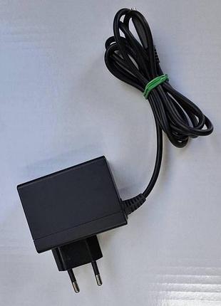 Зарядное устройство для nintendo switch, черное, б/у