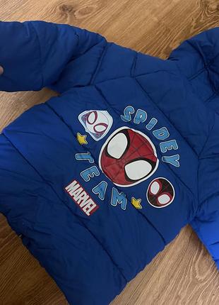 Десисезонна куртка marvel 2