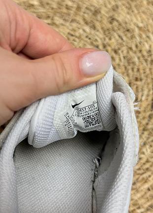 Кросівки nike для дівчинки 8