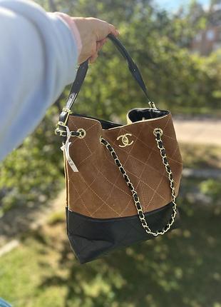 Жіноча сумка chanel тоут/хобо коричнева із чорною шкірою