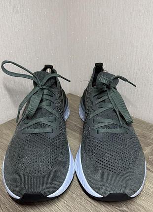 Кросівки nike epic react flyknit 2 2