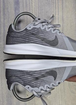 Кроссовки nike 4