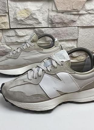 Оригінальні кросівки new balance 327