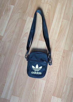 Сумка-месенджер adidas