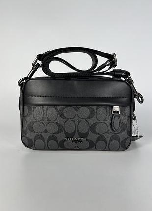 Coach 22x15x6