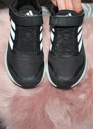 Adidas кроссовки 22 см стелька 5