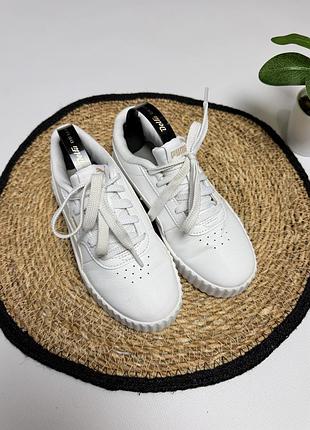 Білі кеди puma для дівчинки 9