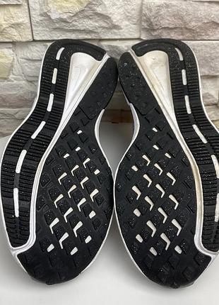 Оригінальні кросівки nike run swift 2 5