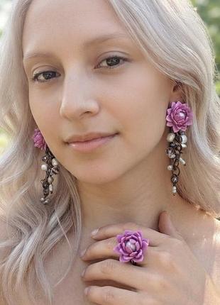 Винтажный комплект украшений серьги с хризантемами и жемчугом и кольцо