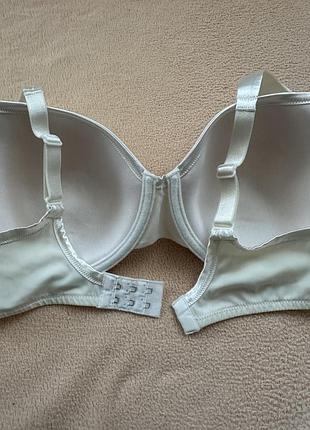 Бюстгалтер triumph soft&form whp 85c 7