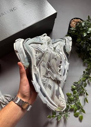 Balenciaga runner white 3