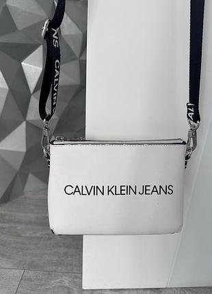 Сумка жіноча calvin klein jeans через плече біла