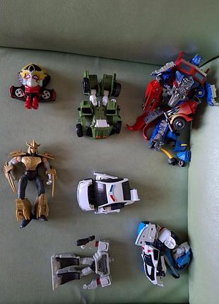Трансформер для хлопчика hasbro різнокольоровий пластик