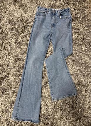 Джинси кльош з високою посадкою zara