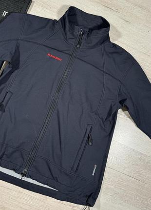 Ветровка, легкая куртка mammut 3