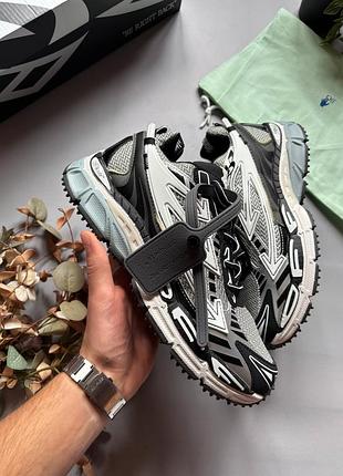 Off-white be right back black white 3