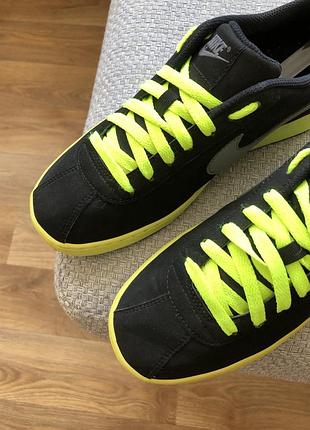 Кросівки жіночі nike чорні 4