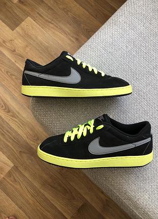 Кросівки жіночі nike чорні 8