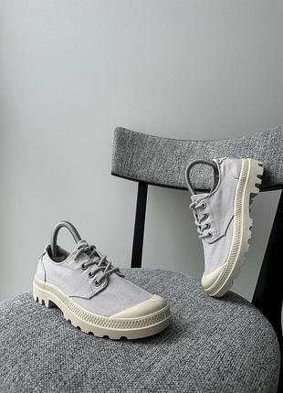 Жіночі осінні кросівки кеди взуття черевики palladium