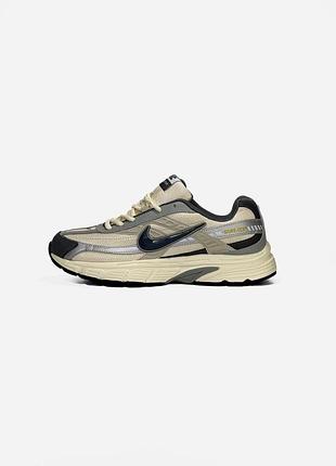 Nike initiator beige/grey