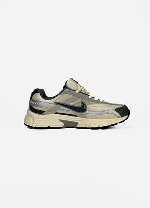 Nike initiator beige/grey 3