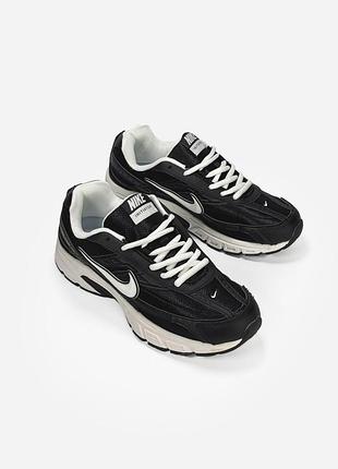 Nike initiator black/white 7