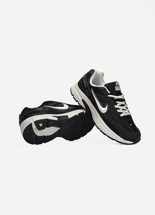 Nike initiator black/white 2