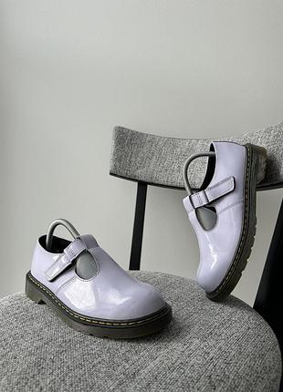 Жіночі бузкові босоніжки сандалі взуття туфлі dr martens