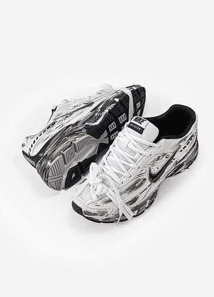 Nike initiator custom white black 3