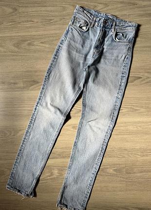 Zara джинсы голубые женские