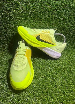 Кросівки nike sonic fly салатові, розмір 38.5, довжина устілки 24 см