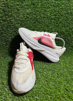 Кросівки nike sonic fly білі, розмір 38, довжина устілки 24 см