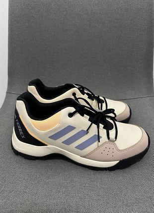 Кроссовки adidas 2
