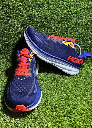 46розмір hoka clifton 9