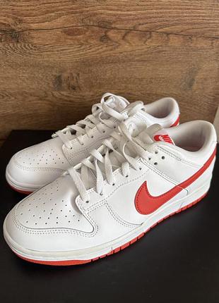 Кросівки чоловічі nike dunk low white, білі з червоним, розмір 42.5 eur