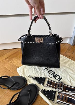 Сумка жіноча fendi peekaboo чорна шкіряна