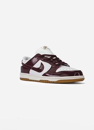 Nike dunk low lx dark team red croc 2