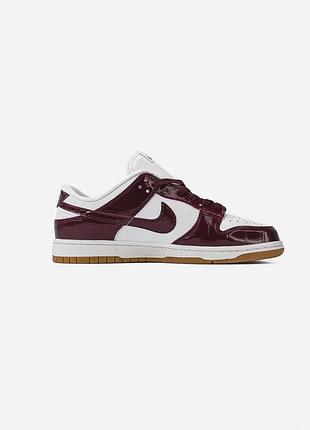 Nike dunk low lx dark team red croc 6