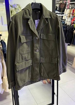 Оливкова куртка zara 2
