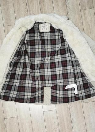 Женский трэнч   pull&bear с бежевым мехом 2