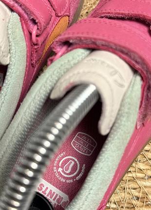 Кросівки clarks для дівчинки 8