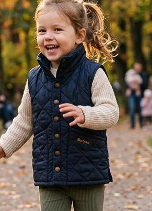 Жилетка на тонкому синтепоні barbour