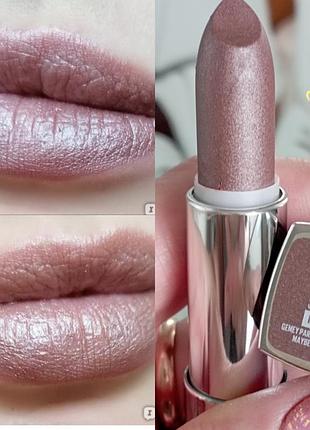 Maybelline помада тон 40