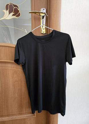 Футболка чоловіча uniqlo airism чорна