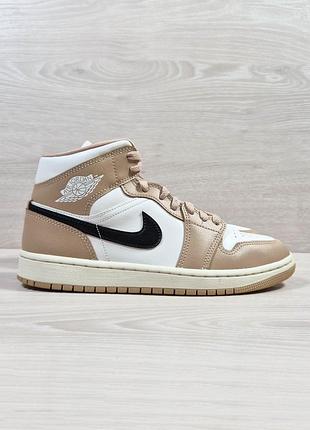 Кожаные женские высокие кроссовки air jordan 1 mid se desert sail оригинал, размер 40 (хайтопы)