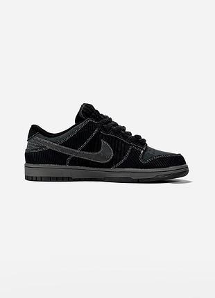 Nike dunk low “triple black corduroy” 7