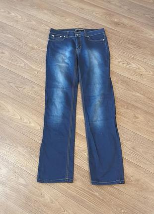 Сині джинси revolt jeans з ефектом потертості та золотим декором, розмір 30/32 (l-xl)