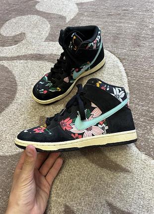 Кросівки жіночі nike dunk sb