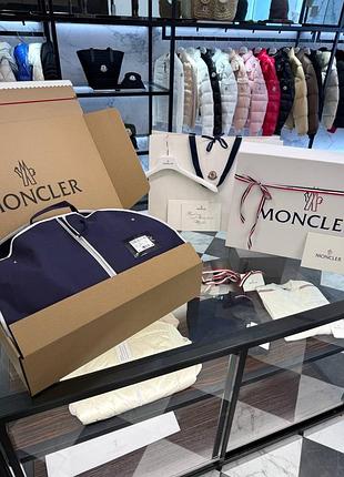 Пуховик moncler 6