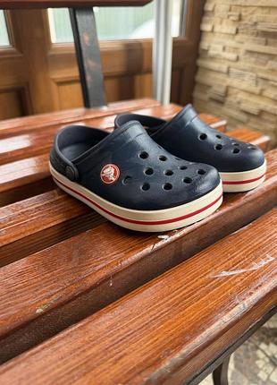 Шльопанці унісекс crocs темно-сині